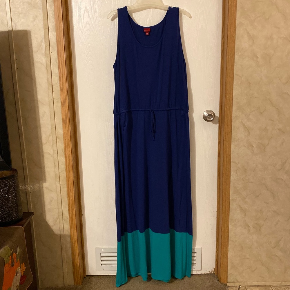 Maxi dress
